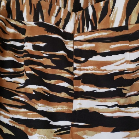 Super Sexy Skirt! Size 12 - Picture 3 of 6